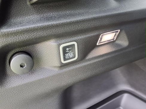 New 2025 Jeep Grand Cherokee L Limited w/ Luxury Tech Group II image 55