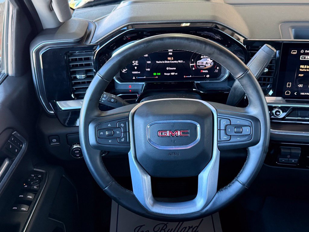 Used 2026 GMC Sierra 1500 SLT RWD image 3