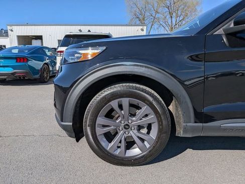Used 2023 Ford Explorer XLT w/ Equipment Group 202A image 26