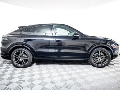 Certified 2022 Porsche Cayenne Coupe AWD/4WD image 9
