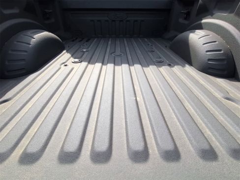 Used 2019 Ford F350 Lariat image 32