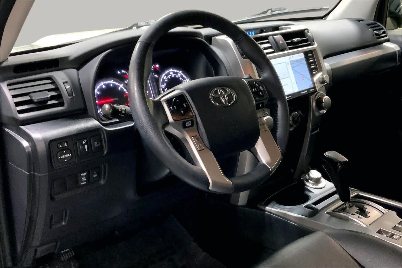 Used 2023 Toyota 4Runner TRD Sport AWD/4WD image 17