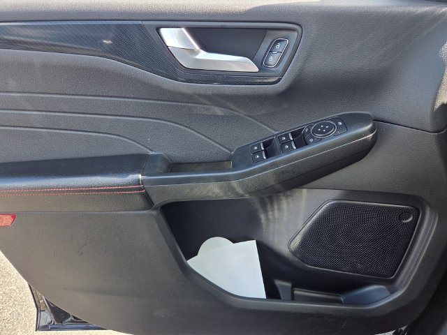 Used 2024 Ford Escape ST-Line AWD/4WD image 29