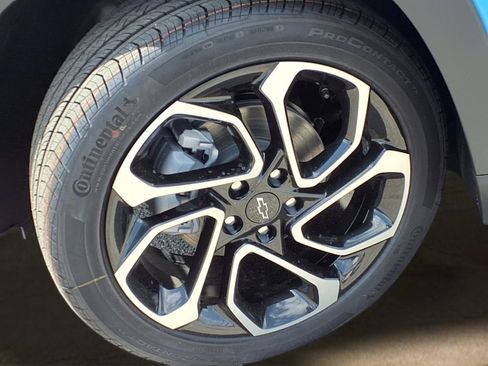 New 2026 Chevrolet Trax RS FWD image 22