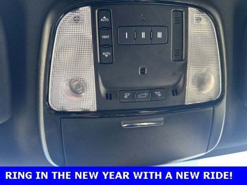 Used 2023 Dodge Durango R/T image 30