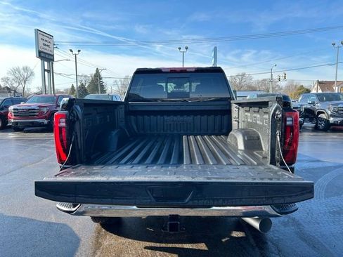 New 2026 GMC Sierra 2500 SLT w/ SLT Convenience Package AWD/4WD image 7