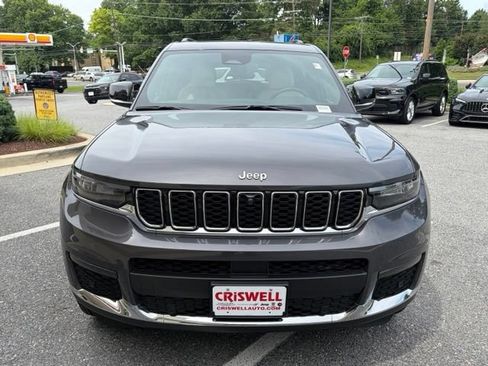 Used 2023 Jeep Grand Cherokee L Limited w/ Luxury Tech Group II AWD/4WD image 10