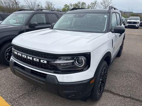 New 2026 Ford Bronco Sport Outer Banks w/ Outer Banks Tech Package+ AWD/4WD image 28