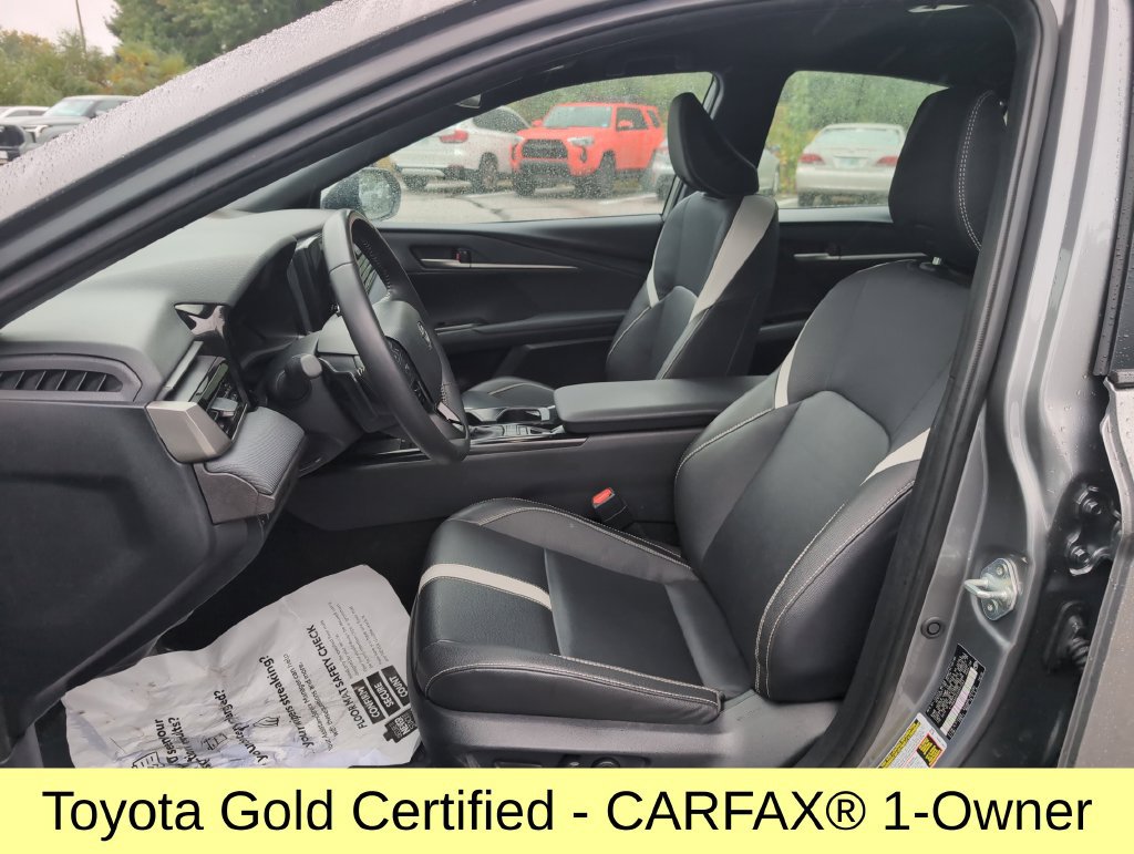 Certified 2025 Toyota Camry SE FWD image 11