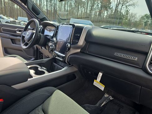 New 2026 RAM 1500 4x4 Crew Cab image 10