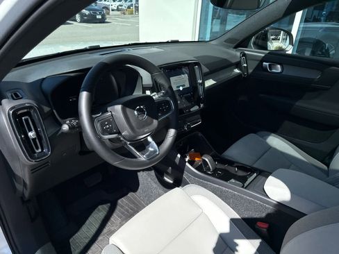 New 2026 Volvo EX40 Plus w/ Climate Package RWD image 35