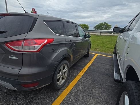 Used 2013 Ford Escape SE FWD image 3