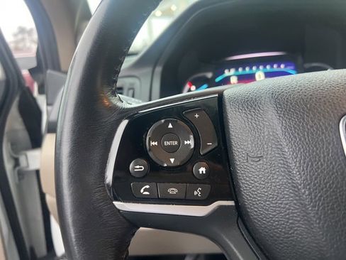 Certified 2020 Honda Pilot Touring image 26