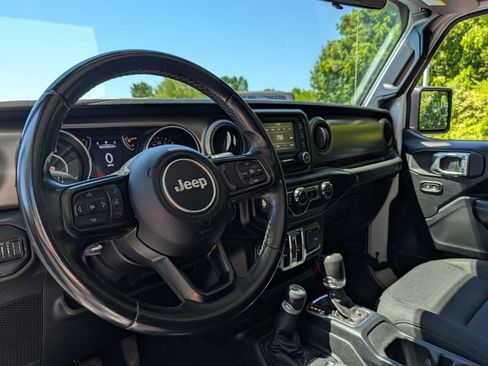 Used 2020 Jeep Wrangler Unlimited Sport S AWD/4WD image 23