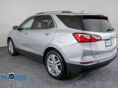 Used 2021 Chevrolet Equinox Premier AWD/4WD image 5