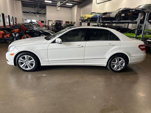 Used 2010 Mercedes-Benz E 350 4MATIC Sedan image 7