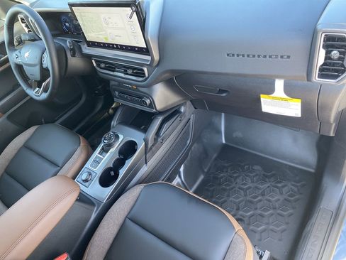 New 2025 Ford Bronco Sport Outer Banks w/ Sasquatch Outer Banks Package AWD/4WD image 12