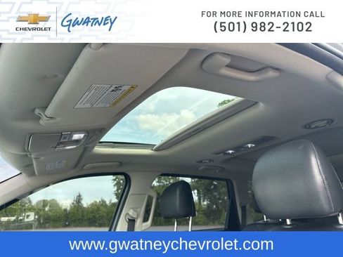 Used 2020 Kia Telluride SX w/ Towing Package FWD image 22