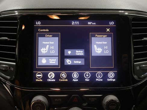 Certified 2022 Jeep Grand Cherokee Laredo X AWD/4WD image 32