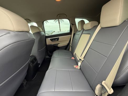 Used 2018 Honda CR-V LX image 17