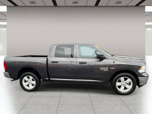 Used 2023 RAM 1500 Classic SLT AWD/4WD image 2