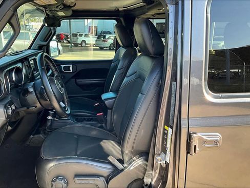 Used 2021 Jeep Wrangler Unlimited Sport image 7