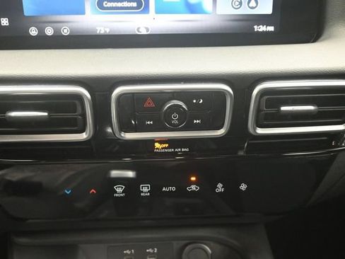 Used 2026 Nissan Sentra SV w/ Floor Mat Package FWD image 31