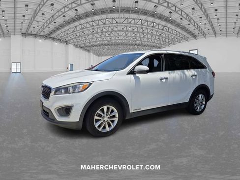 Used 2016 Kia Sorento LX AWD/4WD image 2
