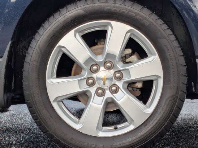 Used 2017 Chevrolet Traverse LT w/ Style and Technology Package FWD image 10