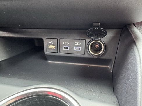 Certified 2023 Toyota Highlander XSE image 30