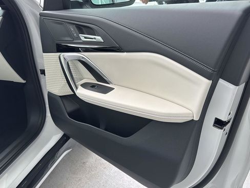 New 2026 BMW X1 xDrive28i w/ Technology Package image 12