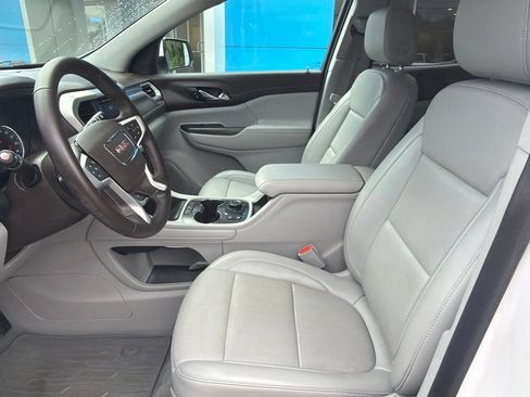 Used 2023 GMC Acadia SLT FWD image 26