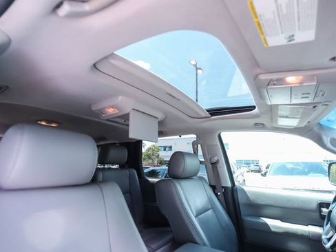 Used 2015 Toyota Sequoia Limited AWD/4WD image 36
