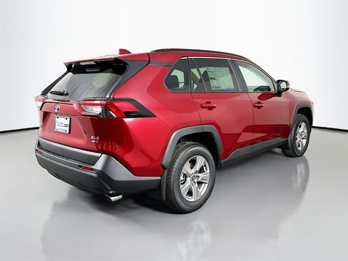 New 2025 Toyota RAV4 XLE image 7