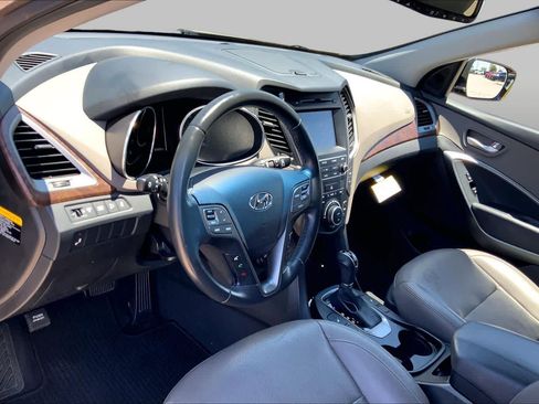 Used 2018 Hyundai Santa Fe Sport FWD image 18