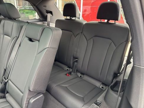 New 2026 Audi Q7 3.0T Premium Plus AWD/4WD image 44