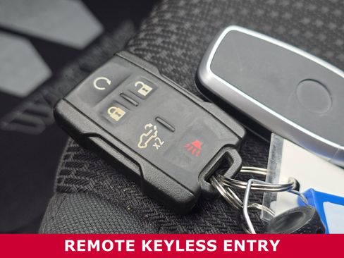 Used 2020 Chevrolet Silverado 1500 Custom w/ Custom Value Package image 35