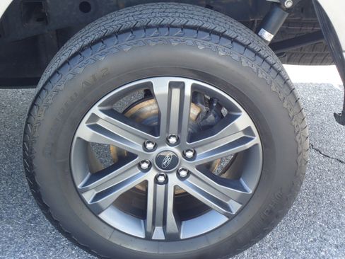 Used 2023 Ford F150 XLT w/ Equipment Group 302A High image 9