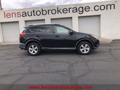 Used 2013 Toyota RAV4 XLE image 1