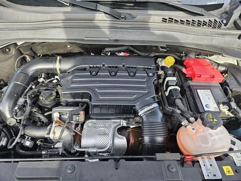 Used 2023 Jeep Renegade Limited image 19