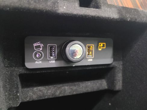 Used 2016 Land Rover Range Rover HSE image 34