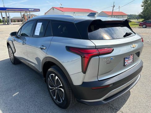 Used 2024 Chevrolet Blazer EV LT AWD/4WD image 5