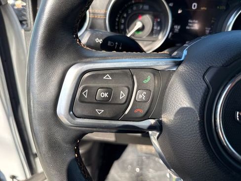 Used 2022 Jeep Wrangler Unlimited Sahara image 22