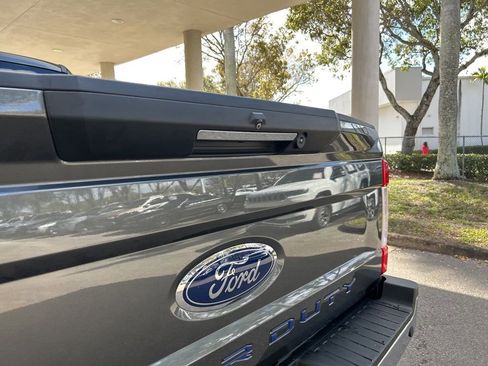 Used 2017 Ford F250 Lariat w/ Lariat Ultimate Package image 21