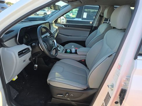 Used 2025 Hyundai Palisade SEL FWD image 8