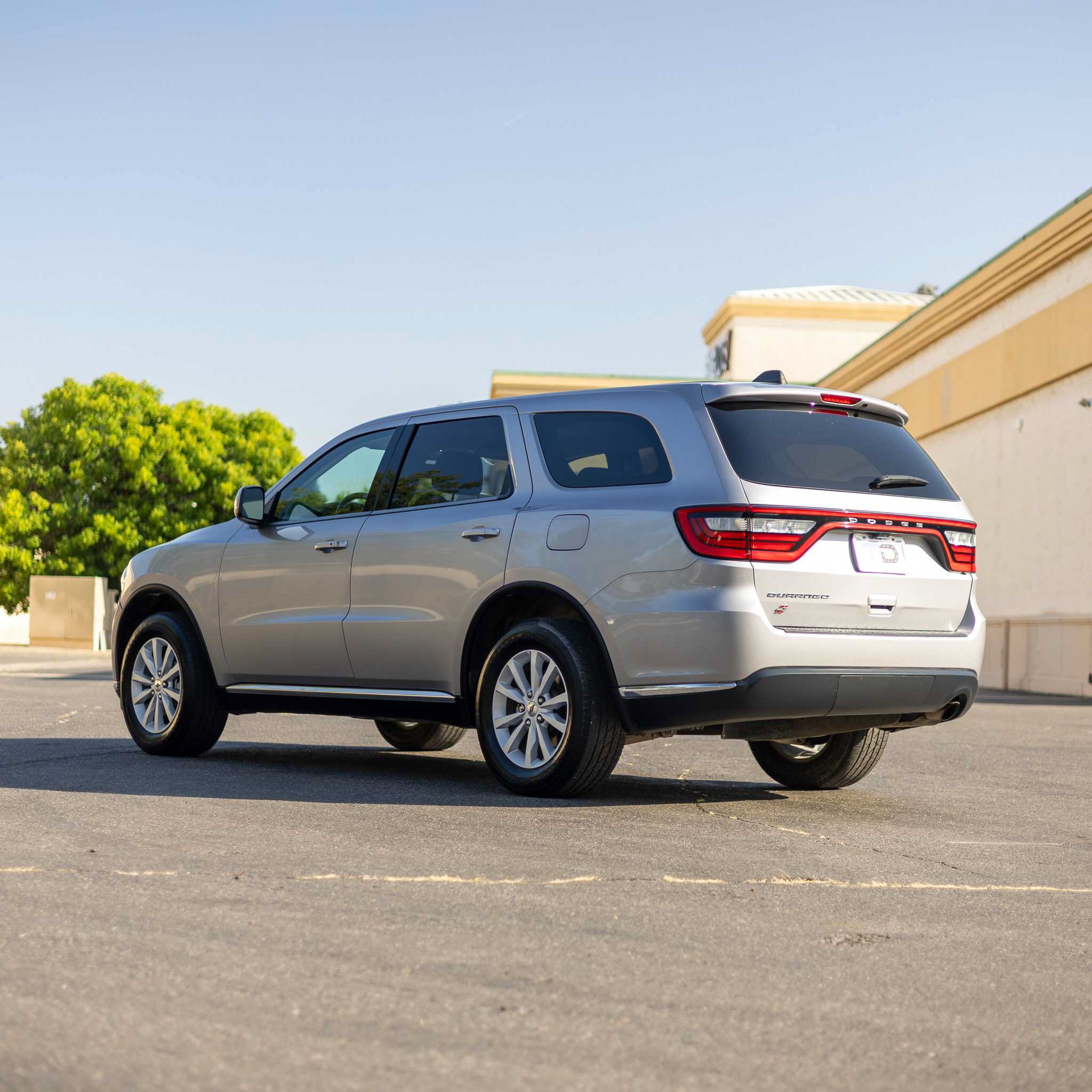 Used 2020 Dodge Durango SXT w/ 3rd Row Seating Group AWD/4WD image 5
