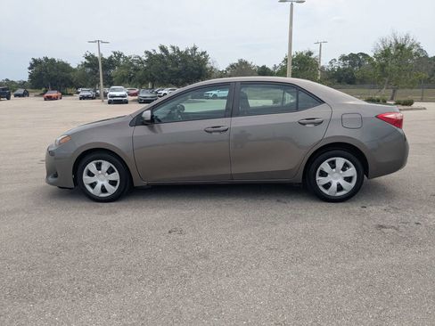 Used 2019 Toyota Corolla LE FWD image 6