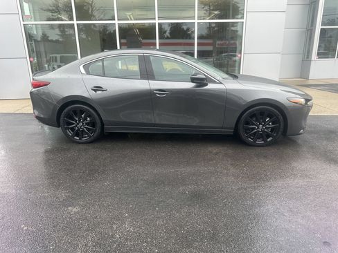 Used 2025 MAZDA MAZDA3 2.5 Turbo Sedan w/Premium Plus AWD/4WD image 2