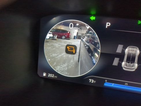 Used 2022 Hyundai Santa Fe Limited w/ Cargo Package image 31