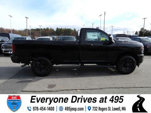 New 2026 RAM 3500 Tradesman AWD/4WD image 8